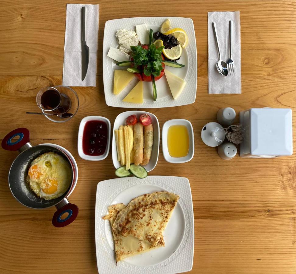 Savsat Karagoel Hotel Zewnętrze zdjęcie